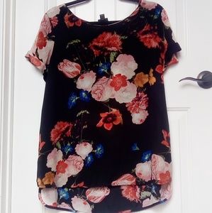Worthington Floral Top